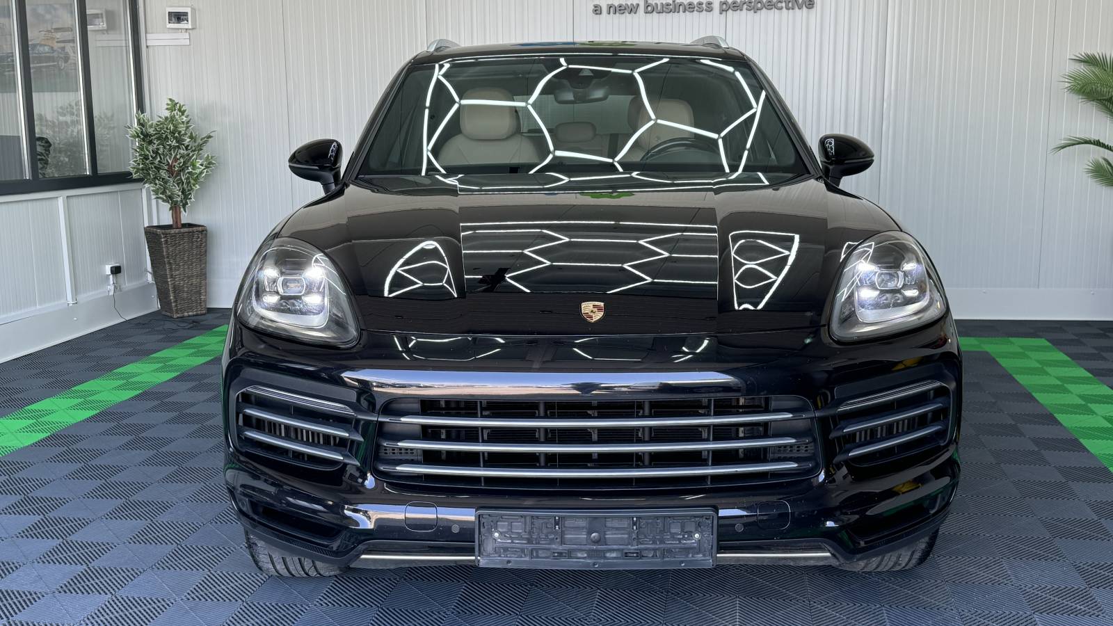 Porsche Cayenne Standard