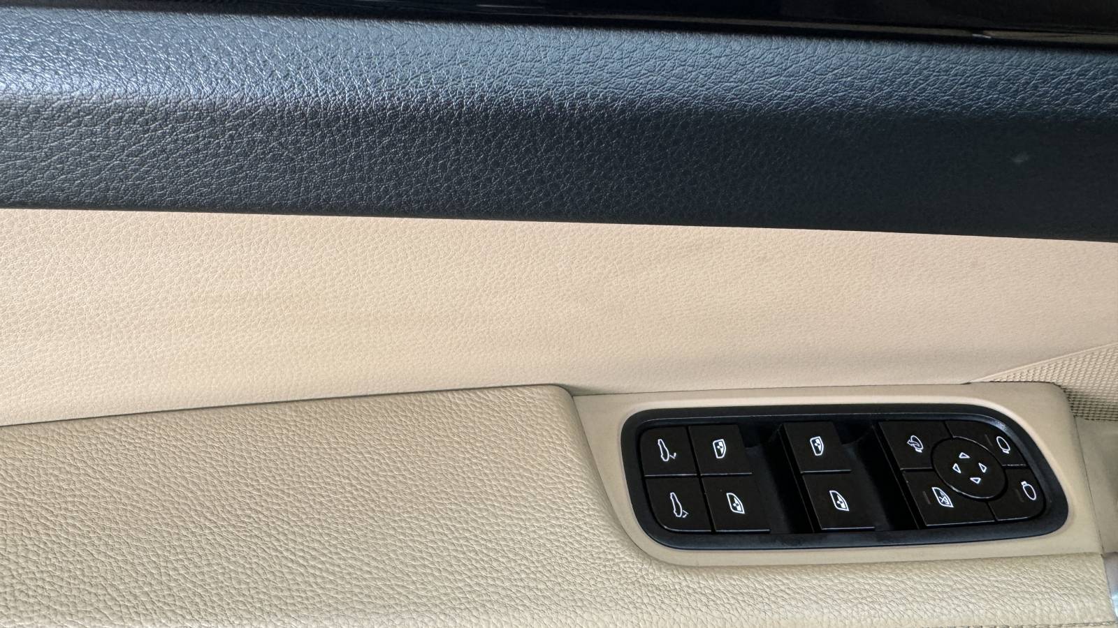 Porsche Cayenne Standard