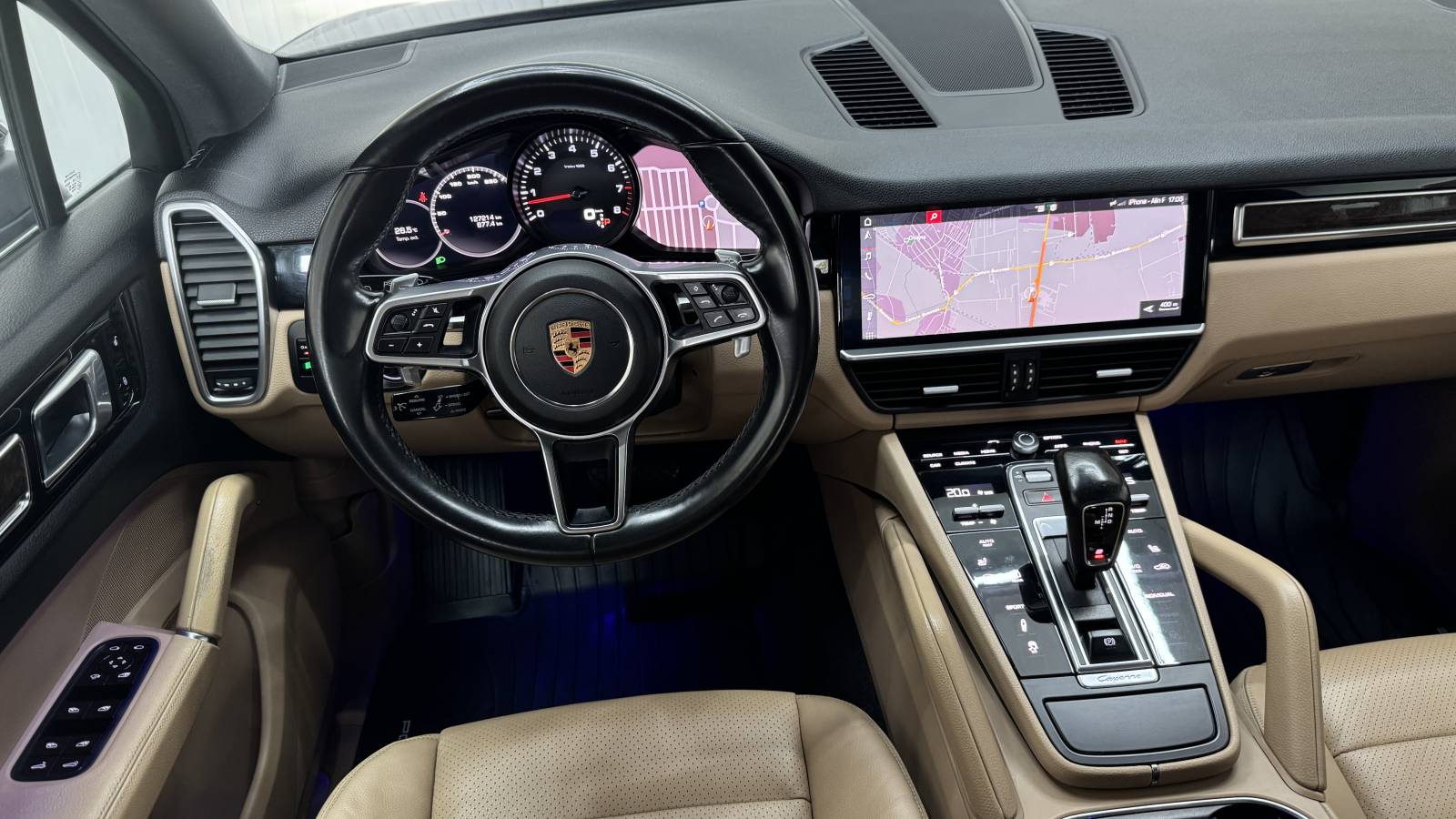 Porsche Cayenne Standard