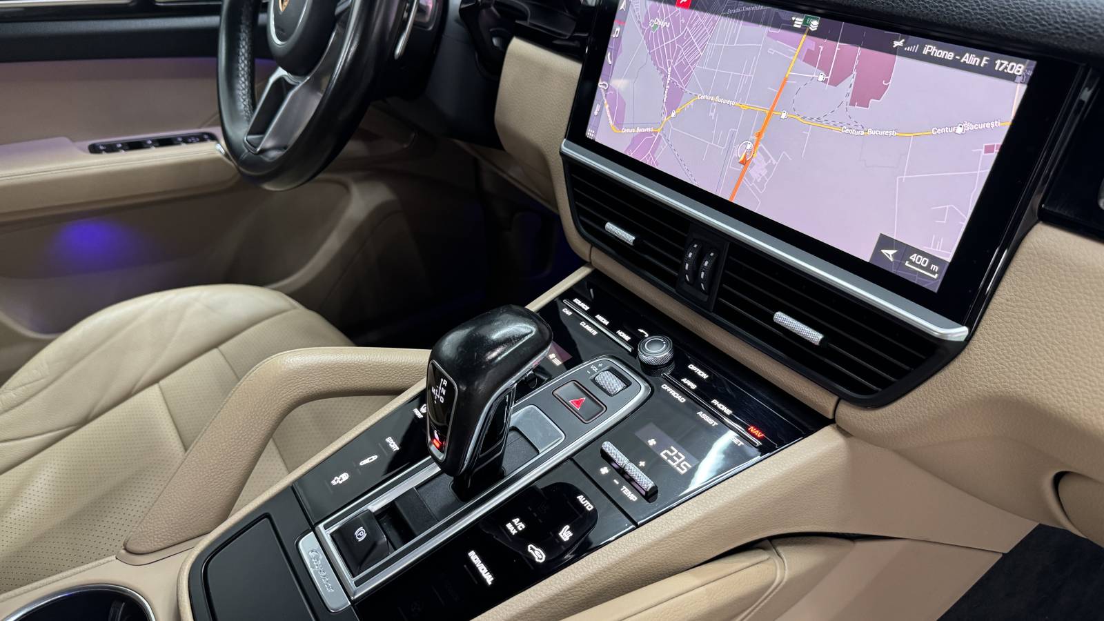 Porsche Cayenne Standard
