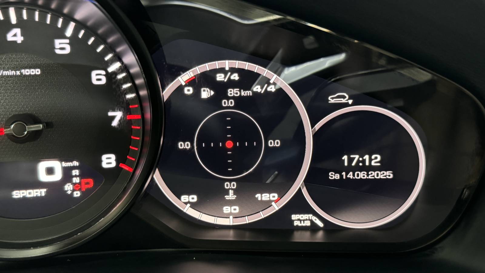 Porsche Cayenne Standard