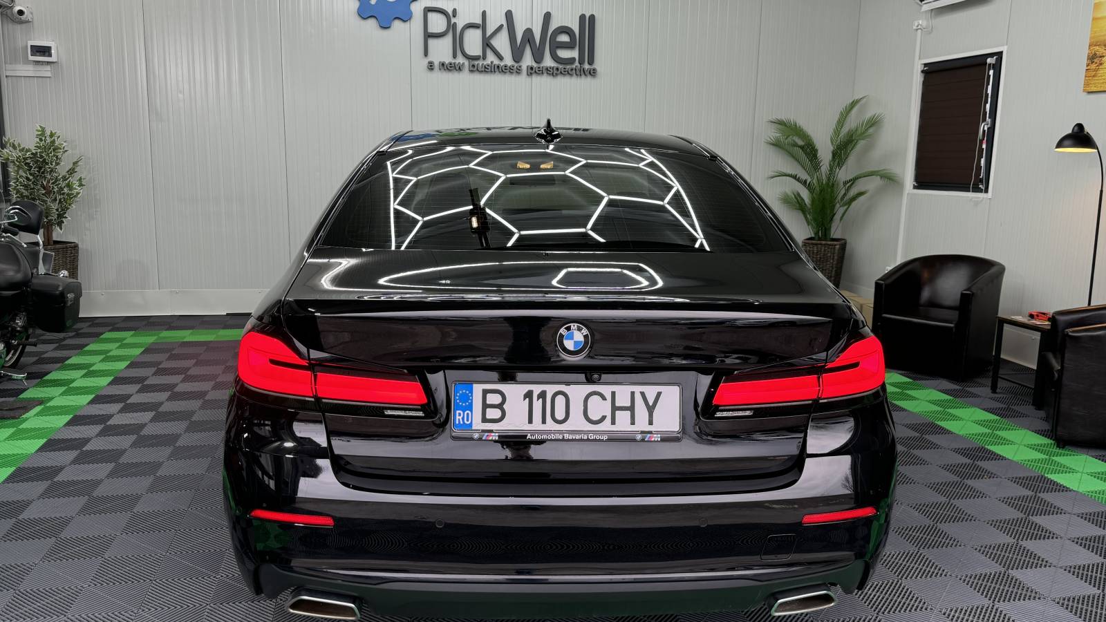BMW Seria 5 530i xDrive AT MHEV