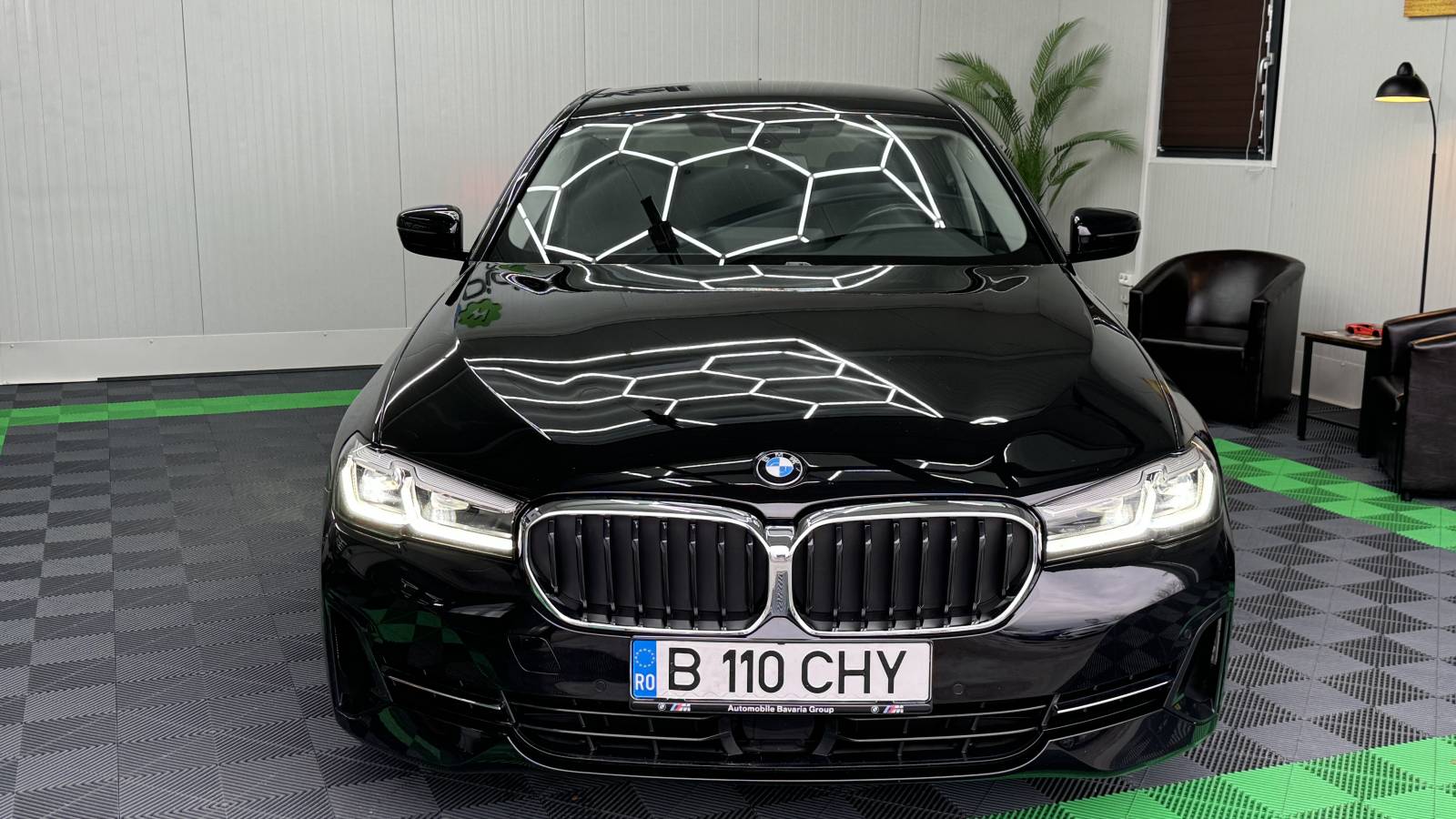 BMW Seria 5 530i xDrive AT MHEV