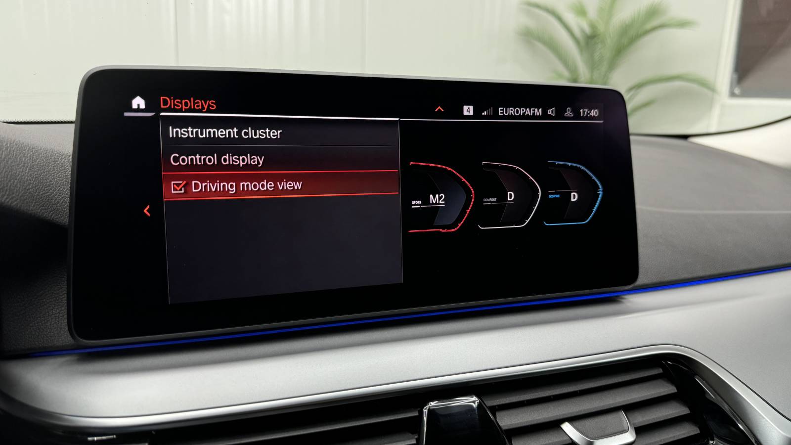 BMW Seria 5 530i xDrive AT MHEV