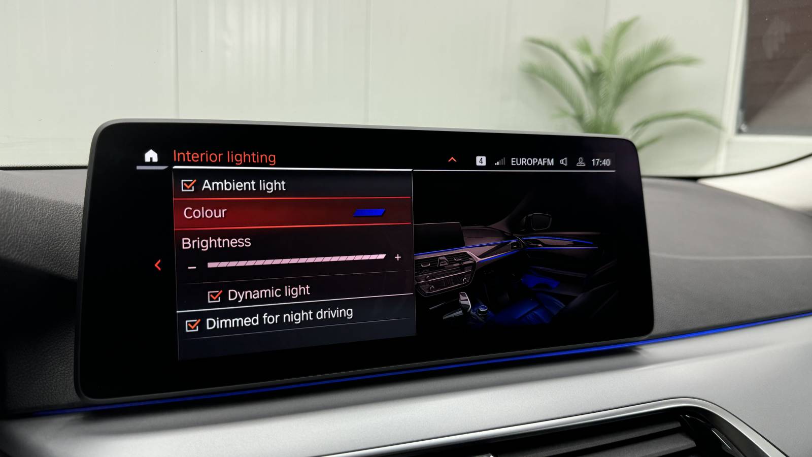 BMW Seria 5 530i xDrive AT MHEV
