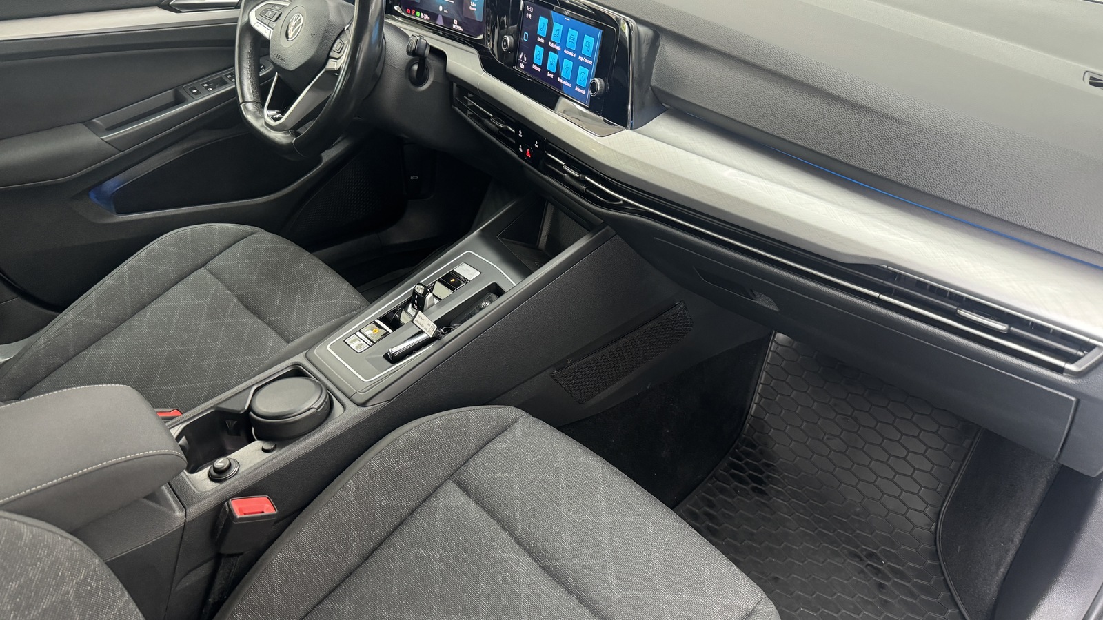 Volkswagen Golf 1.5 eTSI ACT DSG MHEV Life