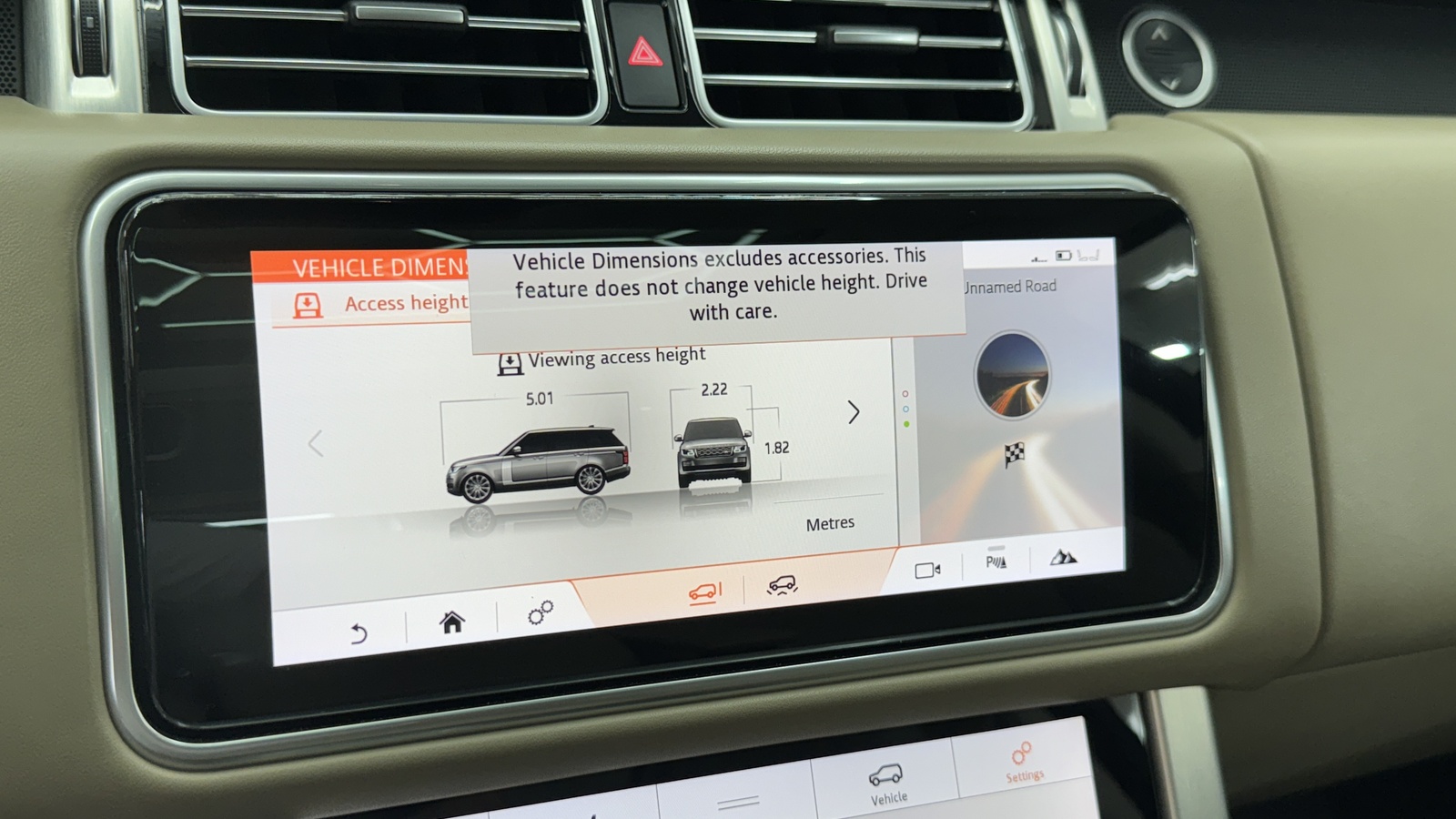 Land Rover Range Rover P400E Vogue