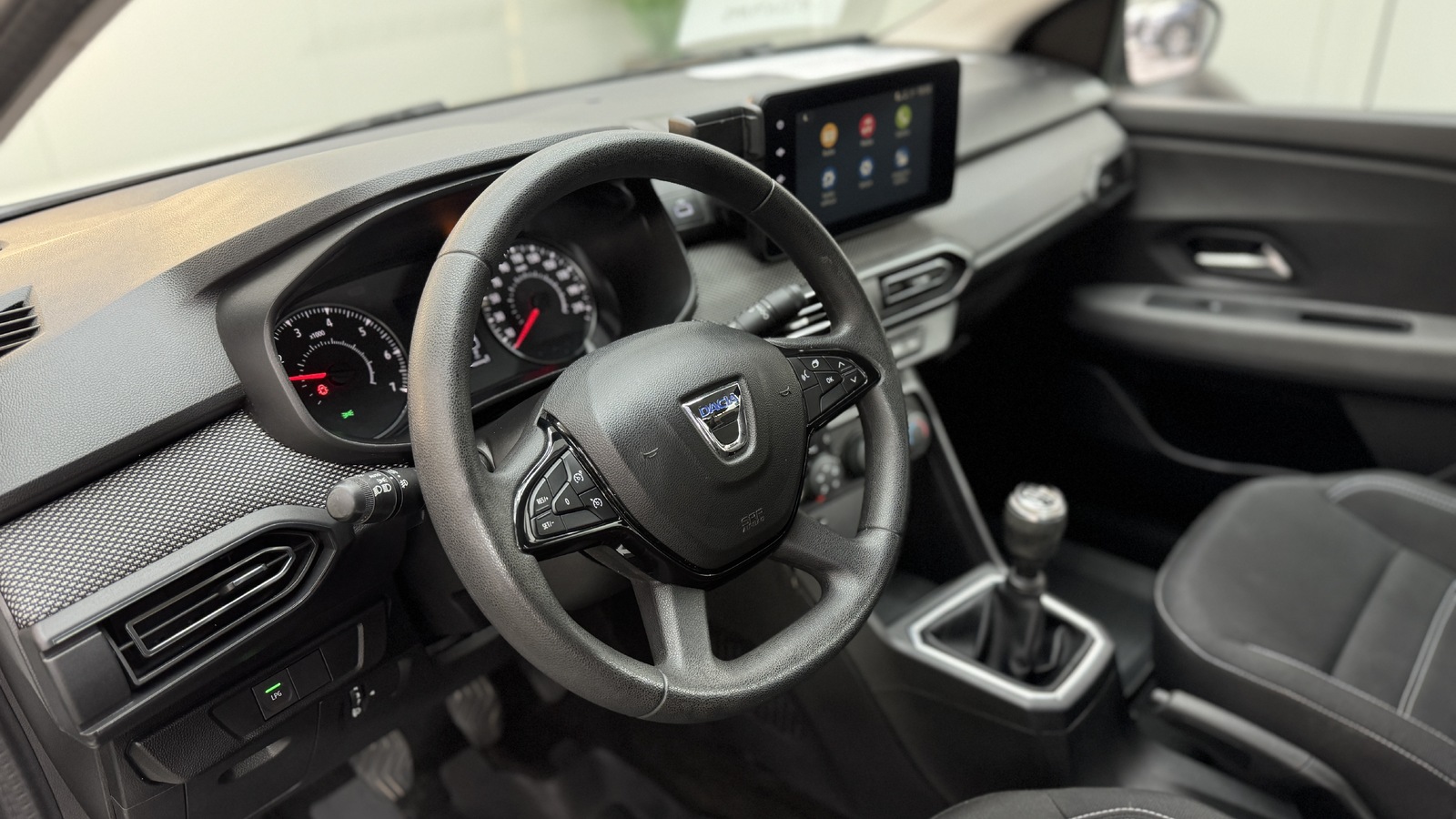 Dacia Logan TCe 90 MT6 Comfort