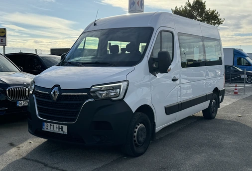 Renault Master 2.3 Blue dCi 145 TT Combi 3,5t L2H2 8+1