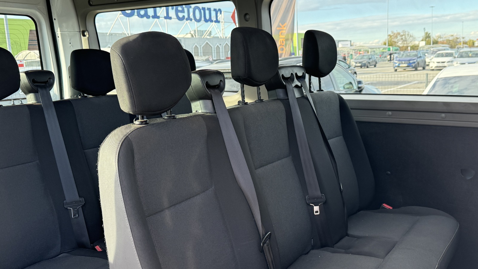 Renault Master 2.3 Blue dCi 145 TT Combi 3,5t L2H2 8+1