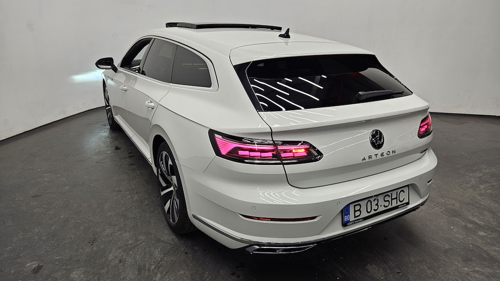 Volkswagen ARTEON SB 2.0 TDI 4Motion DSG R-Line