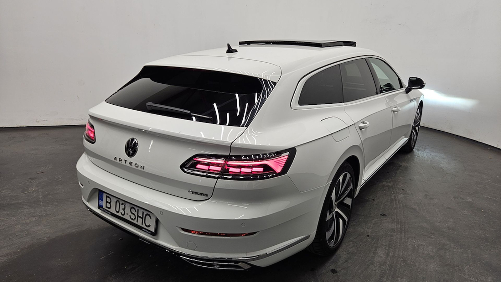 Volkswagen ARTEON SB 2.0 TDI 4Motion DSG R-Line