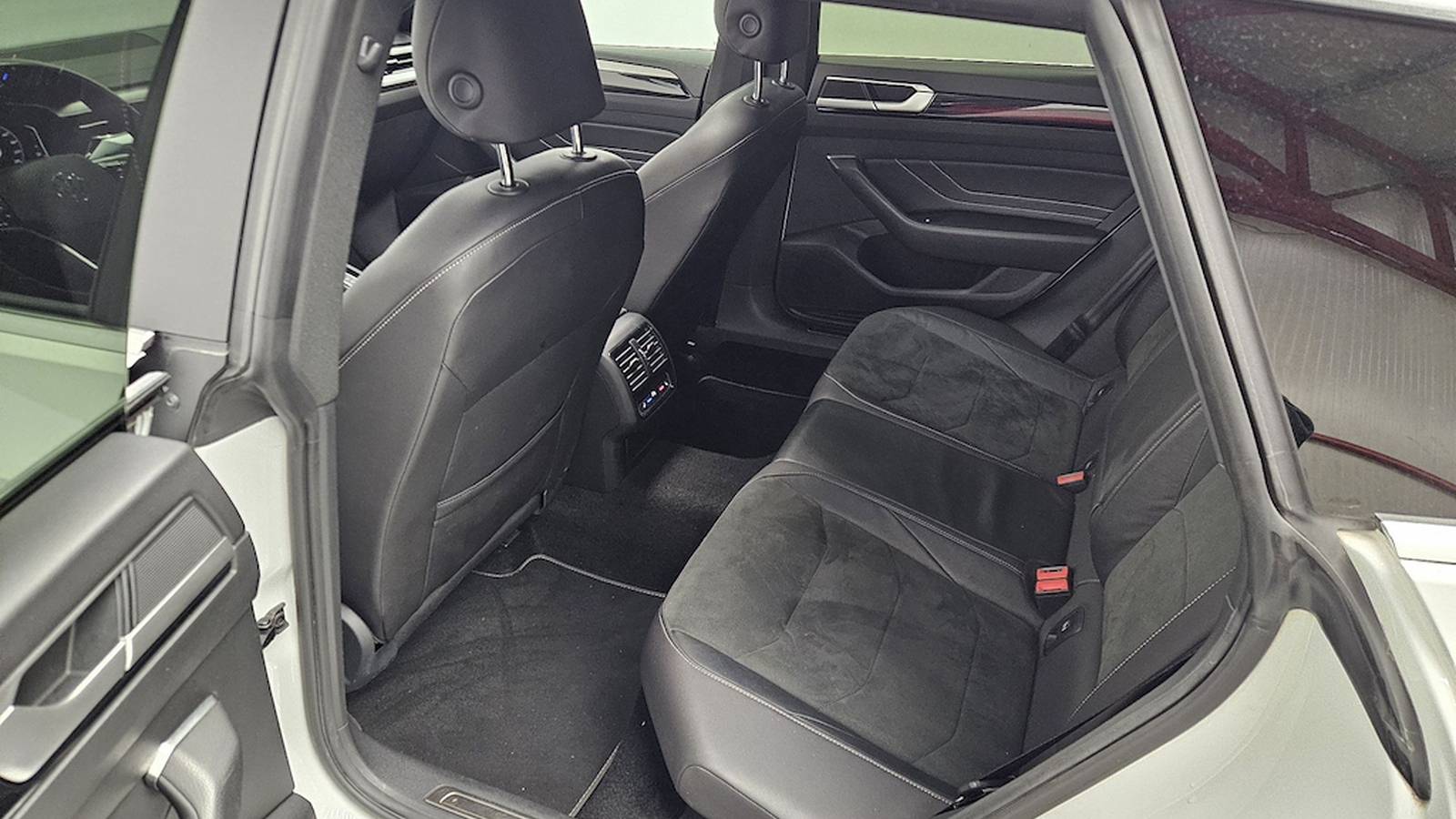 Volkswagen ARTEON SB 2.0 TDI 4Motion DSG R-Line