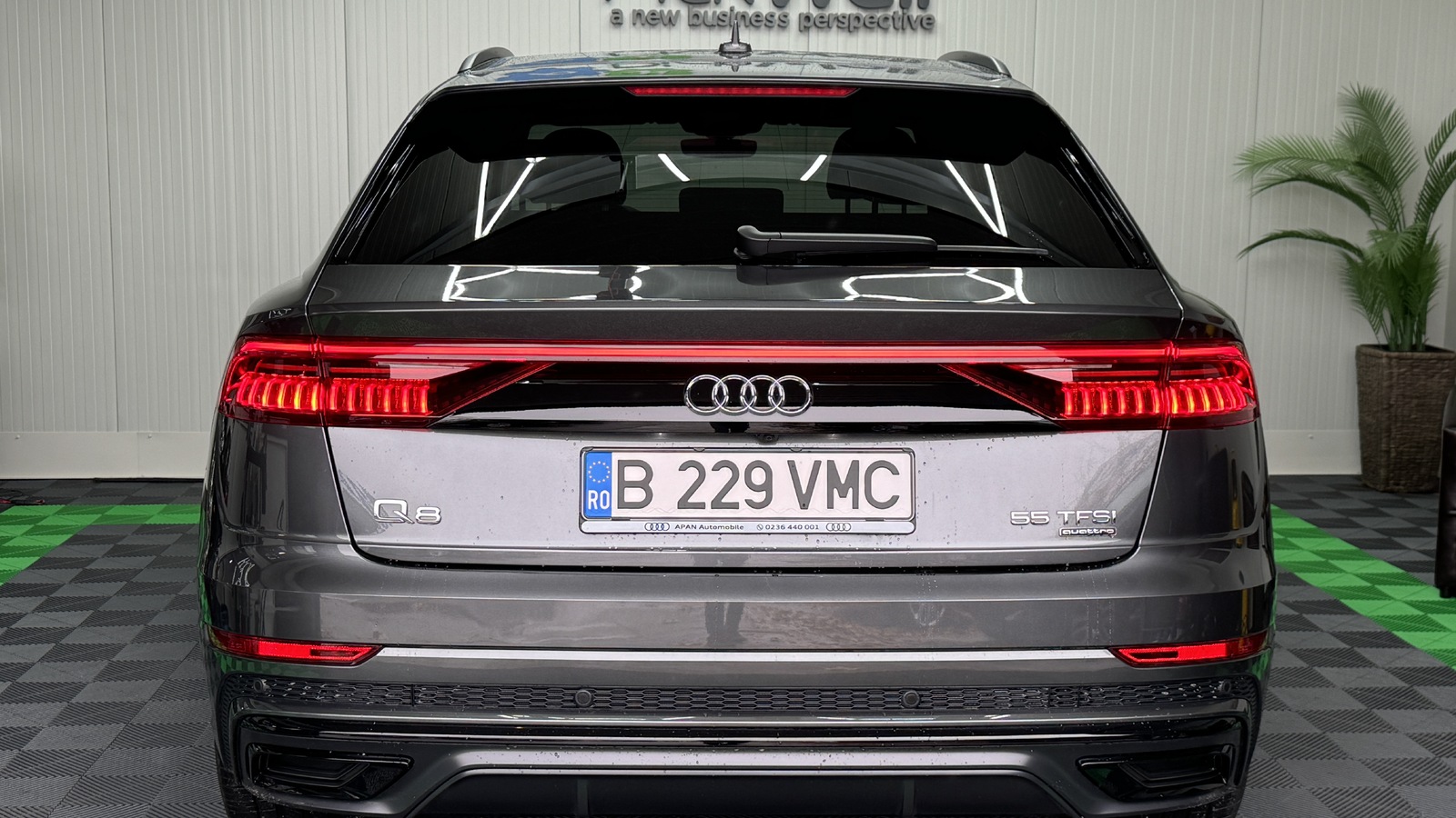 Audi Q8 55 TFSI quattro Tiptronic MHEV