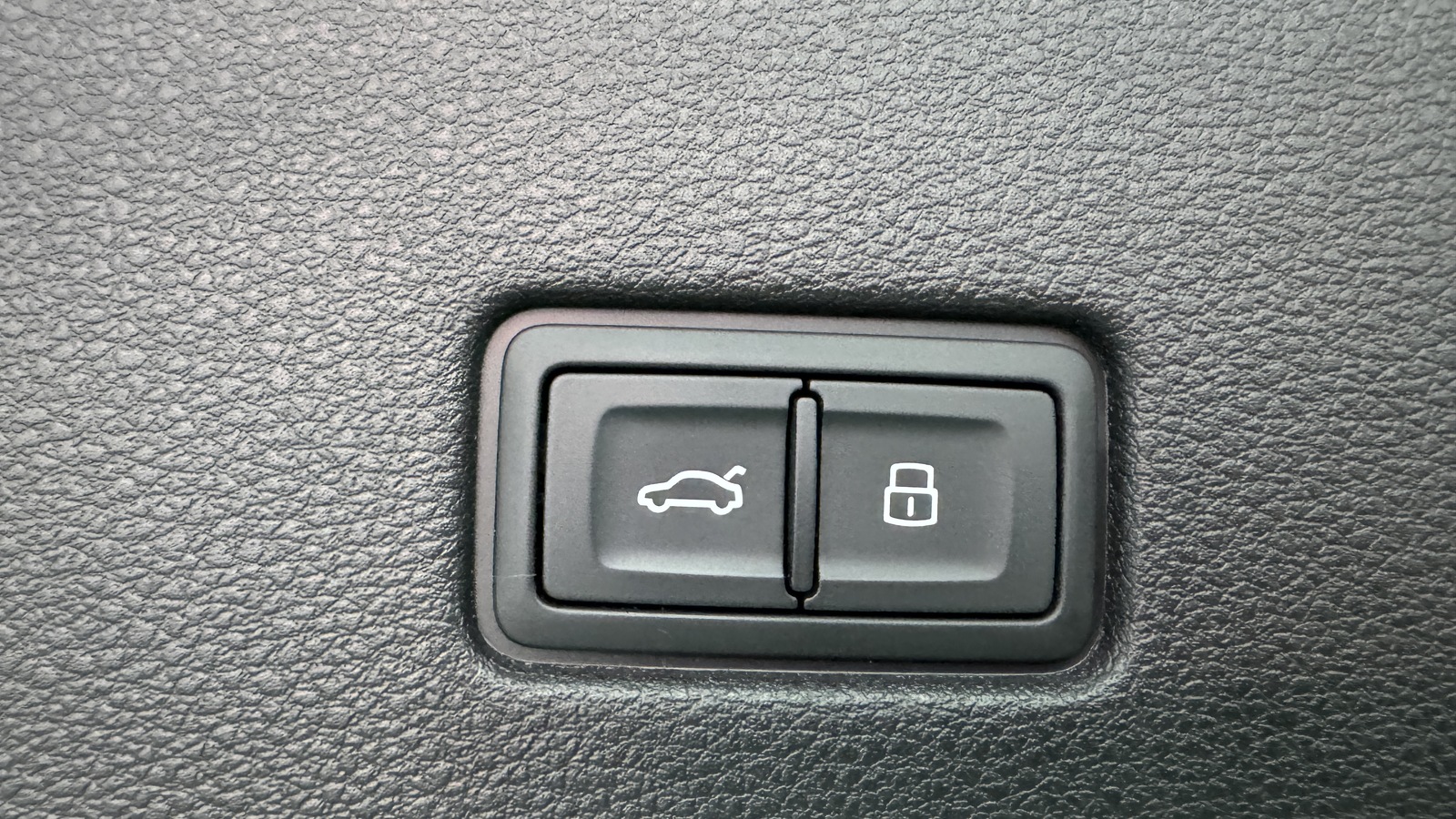 Audi Q8 55 TFSI quattro Tiptronic MHEV