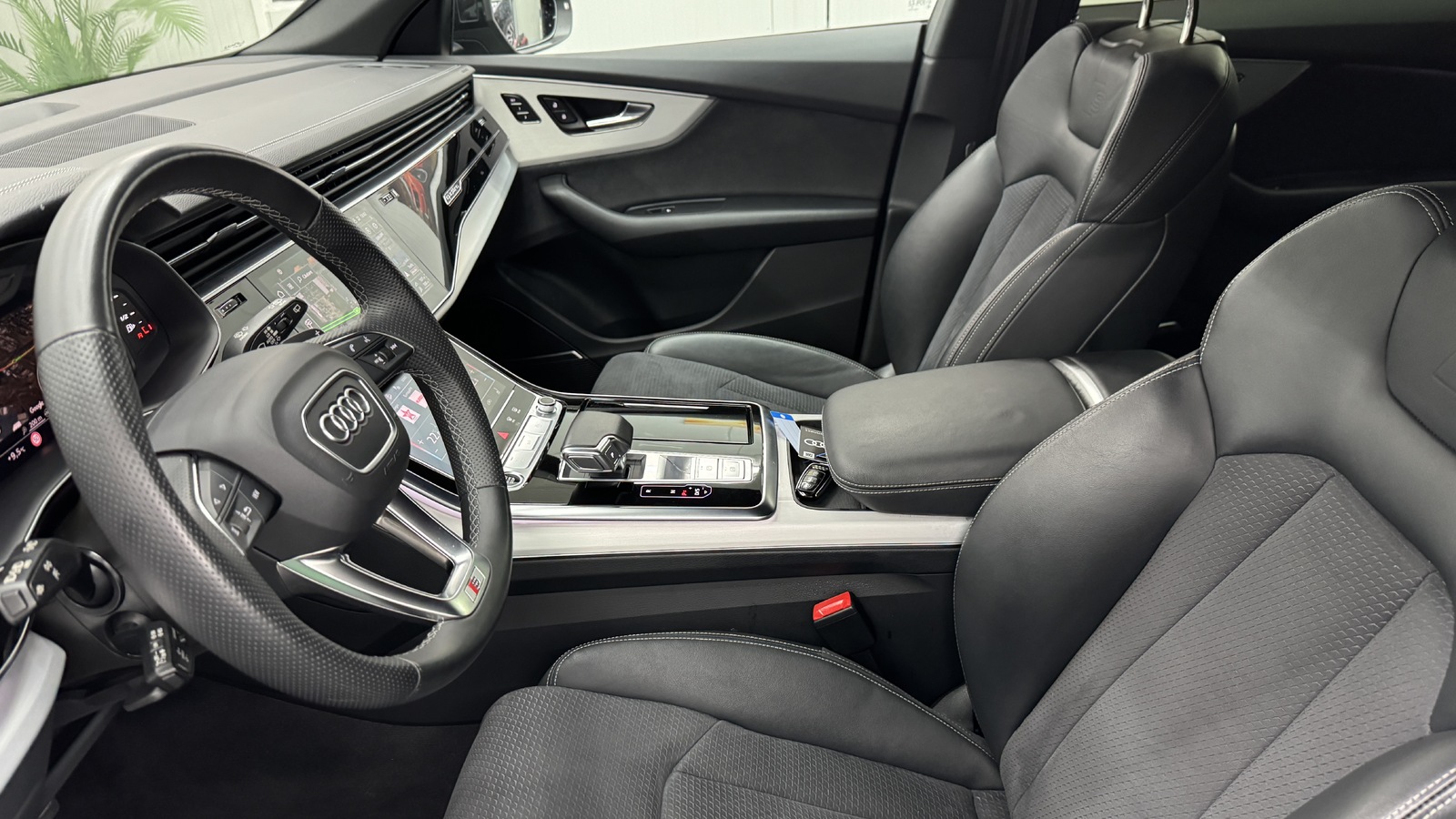 Audi Q8 55 TFSI quattro Tiptronic MHEV