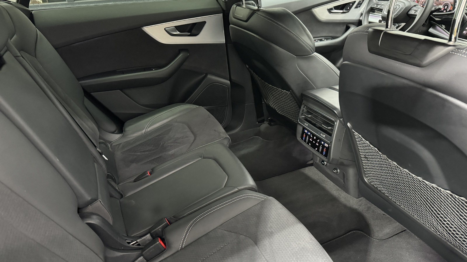 Audi Q8 55 TFSI quattro Tiptronic MHEV