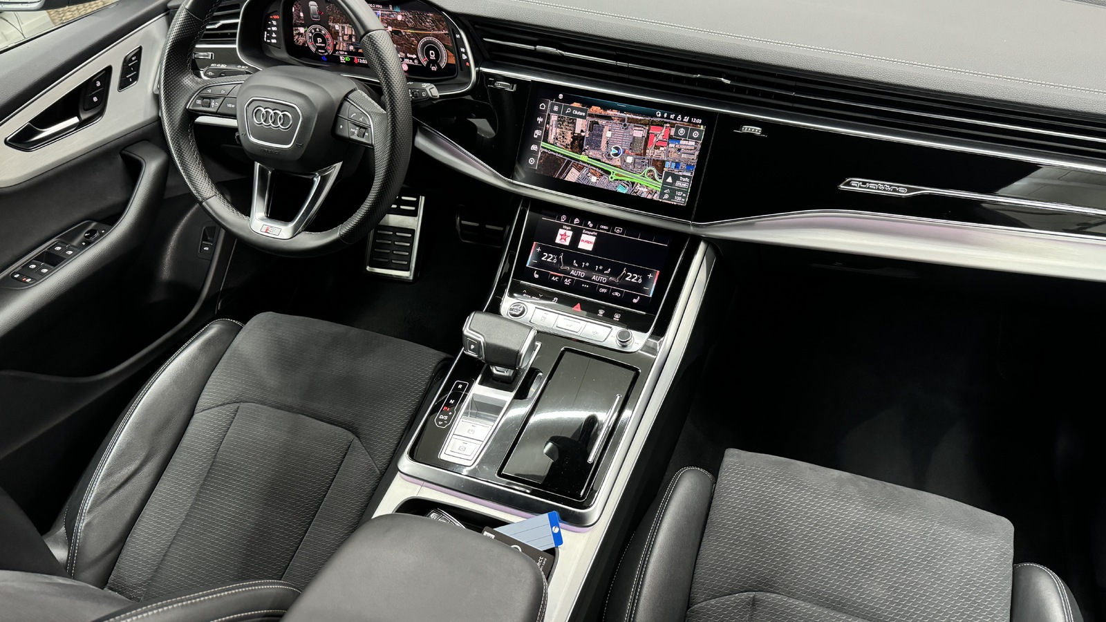 Audi Q8 55 TFSI quattro Tiptronic MHEV