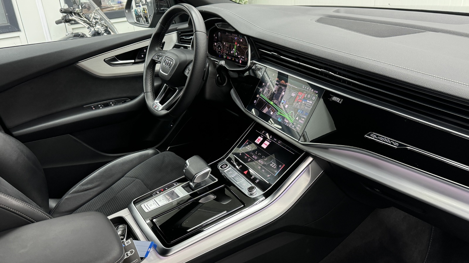 Audi Q8 55 TFSI quattro Tiptronic MHEV