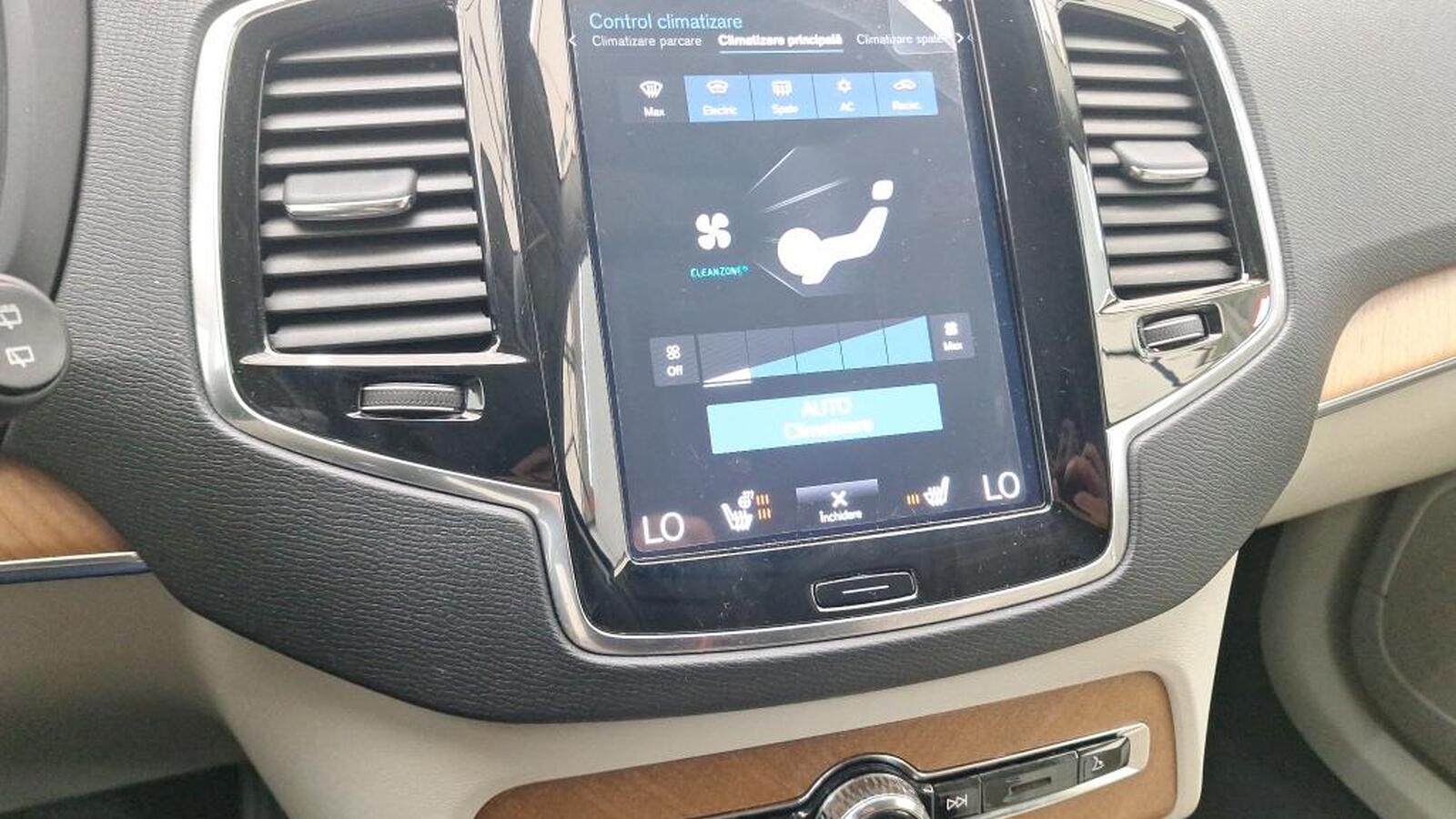 Volvo XC 90 T8 eAWD R-Design