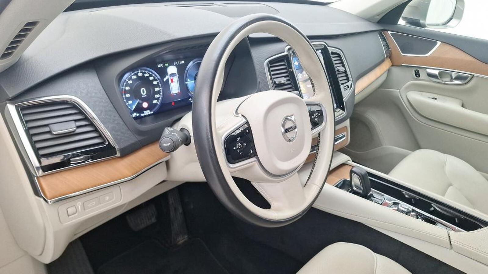 Volvo XC 90 T8 eAWD R-Design